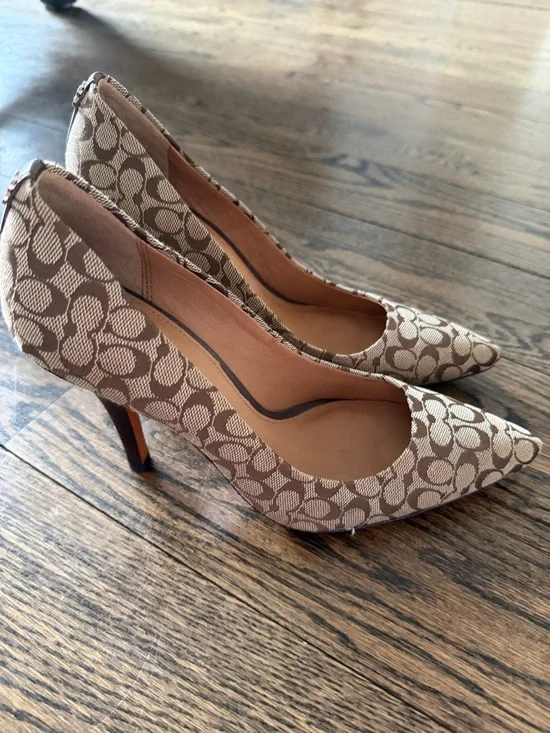 COACH Signature Canvas Pointed Pumps in Tan and Cream - Picture 2 of 4